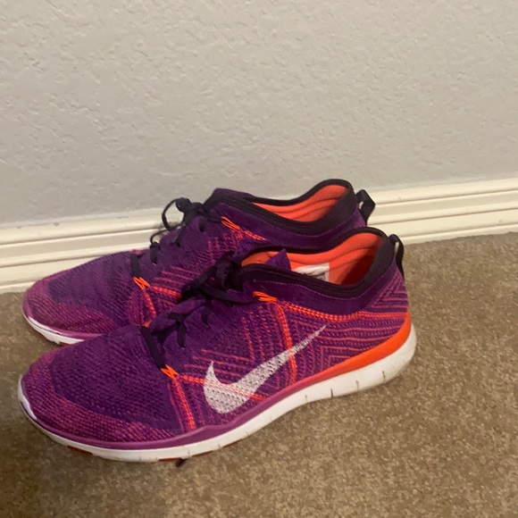 Nike Tennis shoes